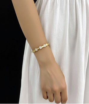 RYN2242